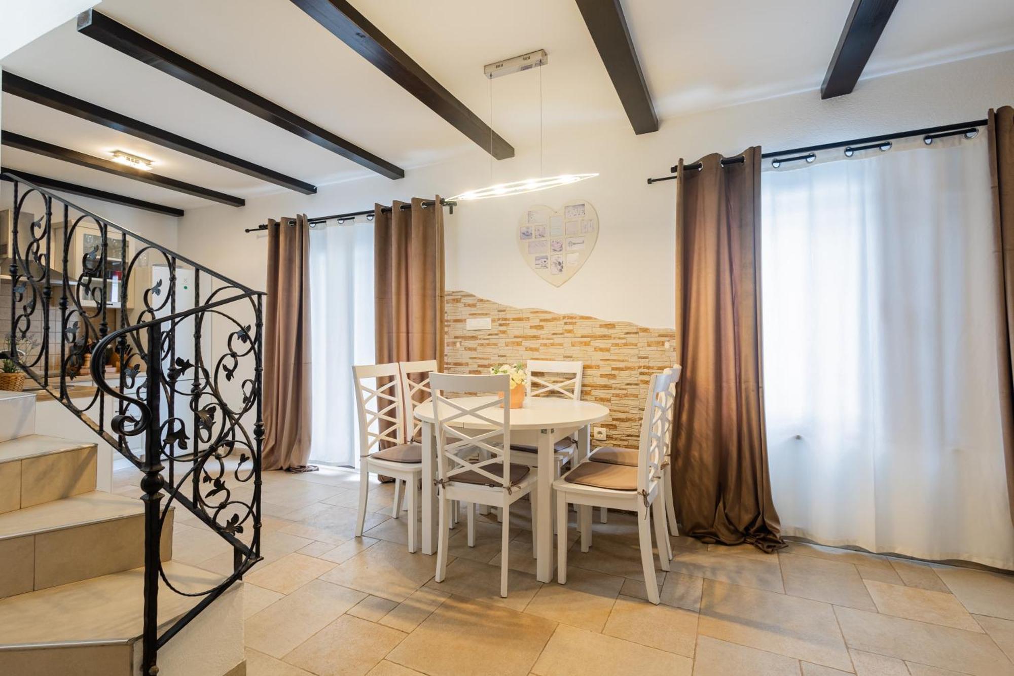 Villa Palanga Trogir Exterior photo