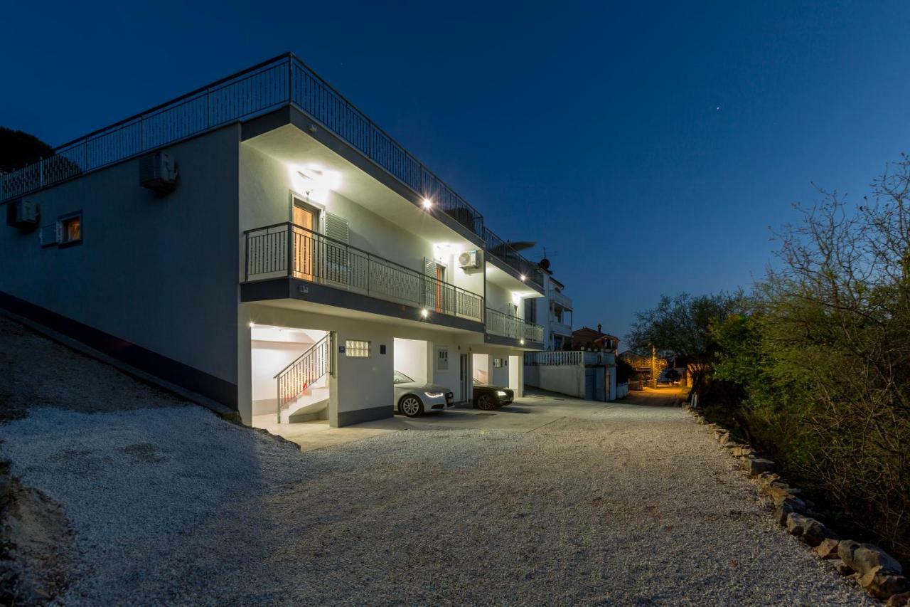 Villa Palanga Trogir Exterior photo